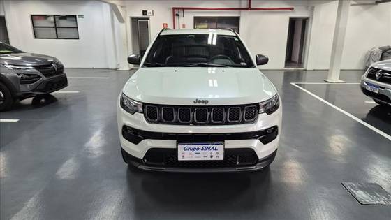 JEEP COMPASS 1.3 T270 TURBO FLEX LONGITUDE AT6